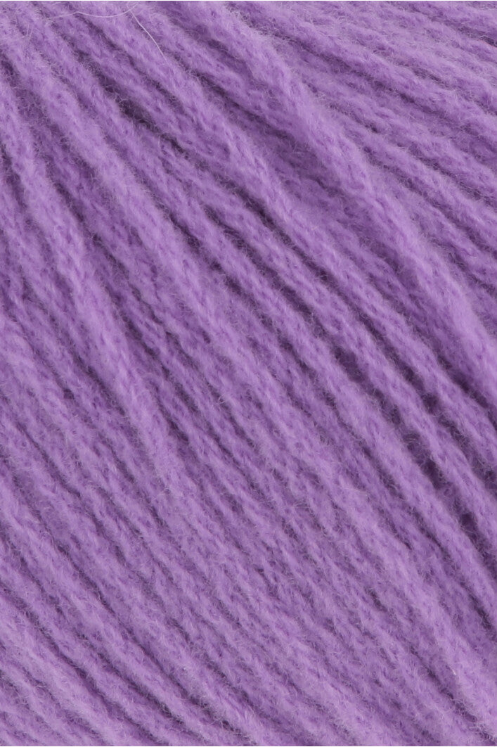 Lang Yarns Lambswool kleur 0047