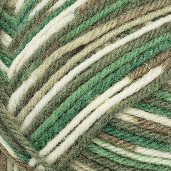 8601 O Christmas Tree — detailuitsnede van originele Novita bolfoto, geen breistaal